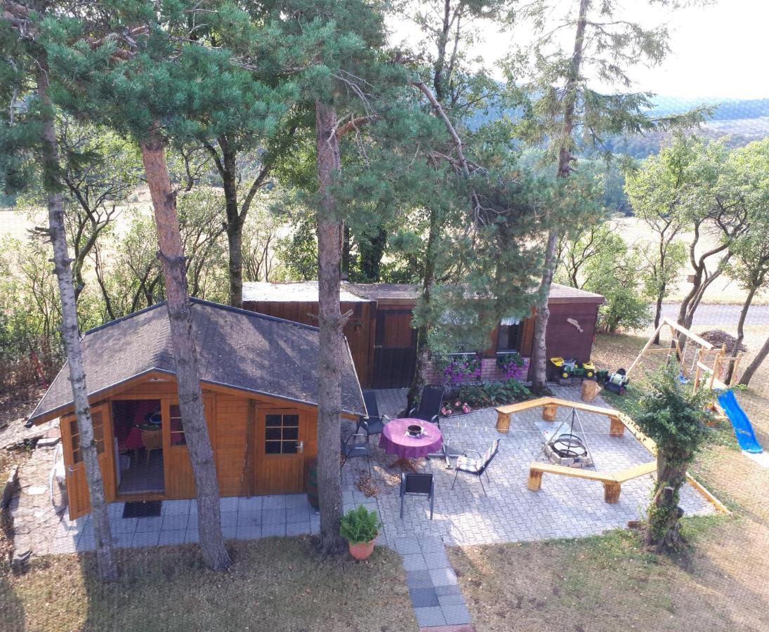 Ferienwohnung Hügelhaus Plütscheid Exterior foto